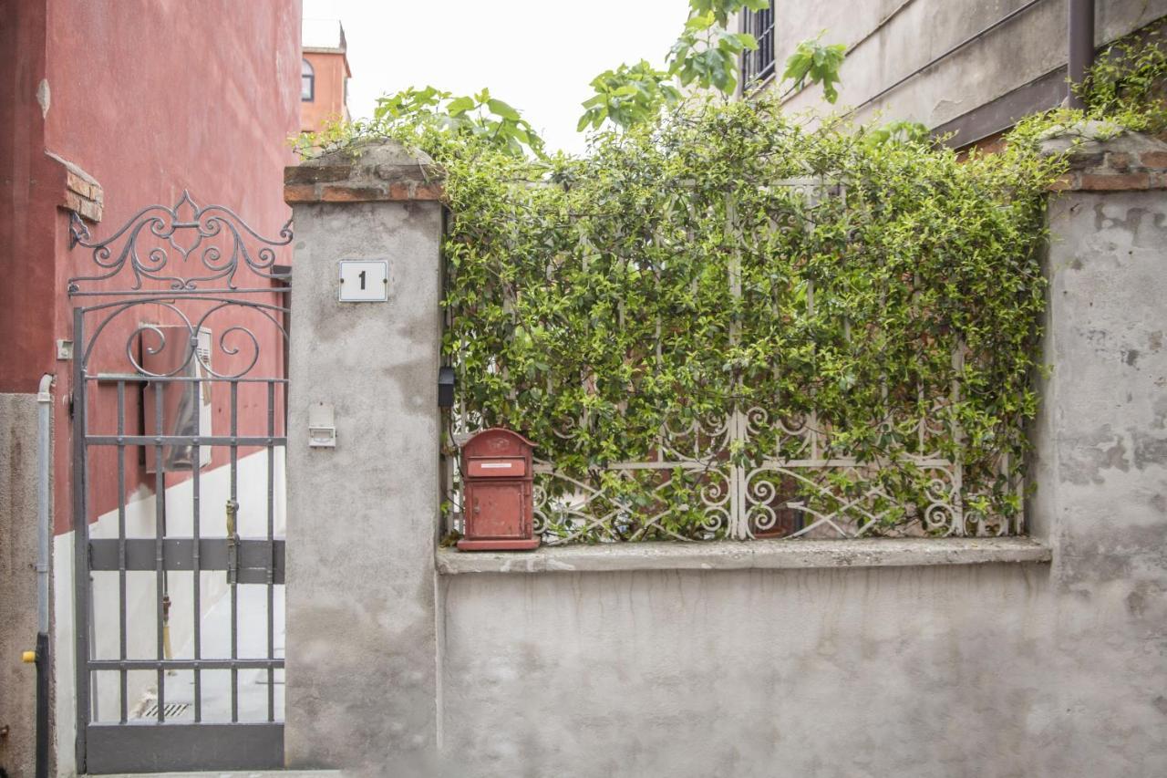 Apartment Ca' De La Gondola, Murano Venedig